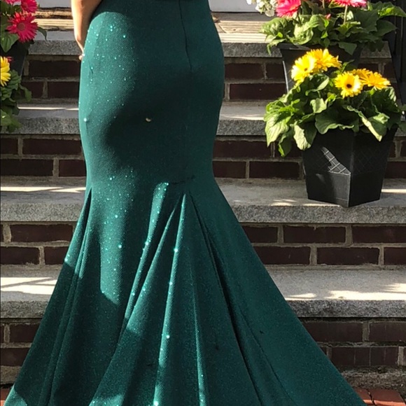 Jovani Dresses Jovani Emerald Green Prom Dress Size 8 Poshmark